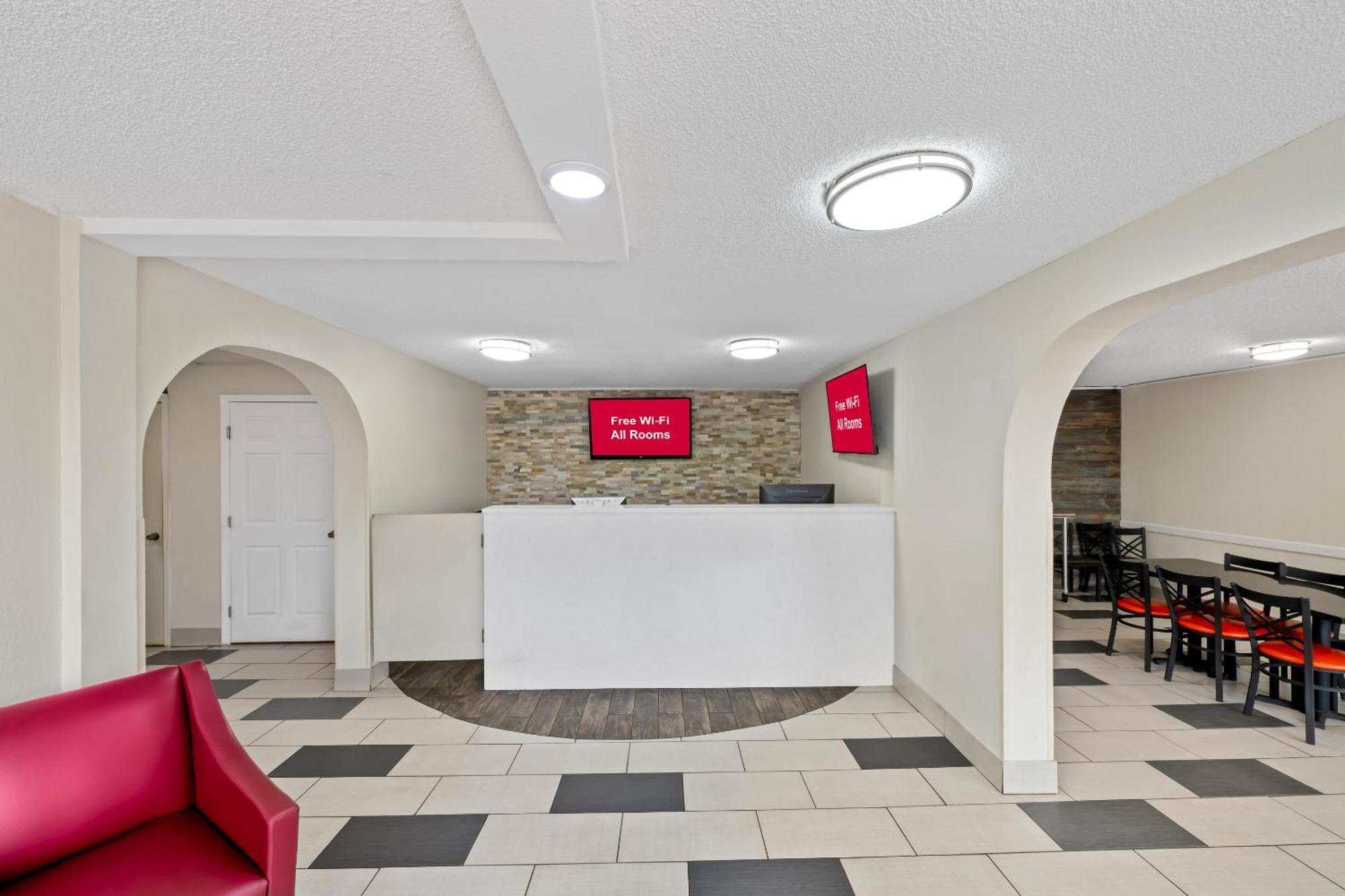 Red Roof Inn Charlotte - Airport Exterior photo