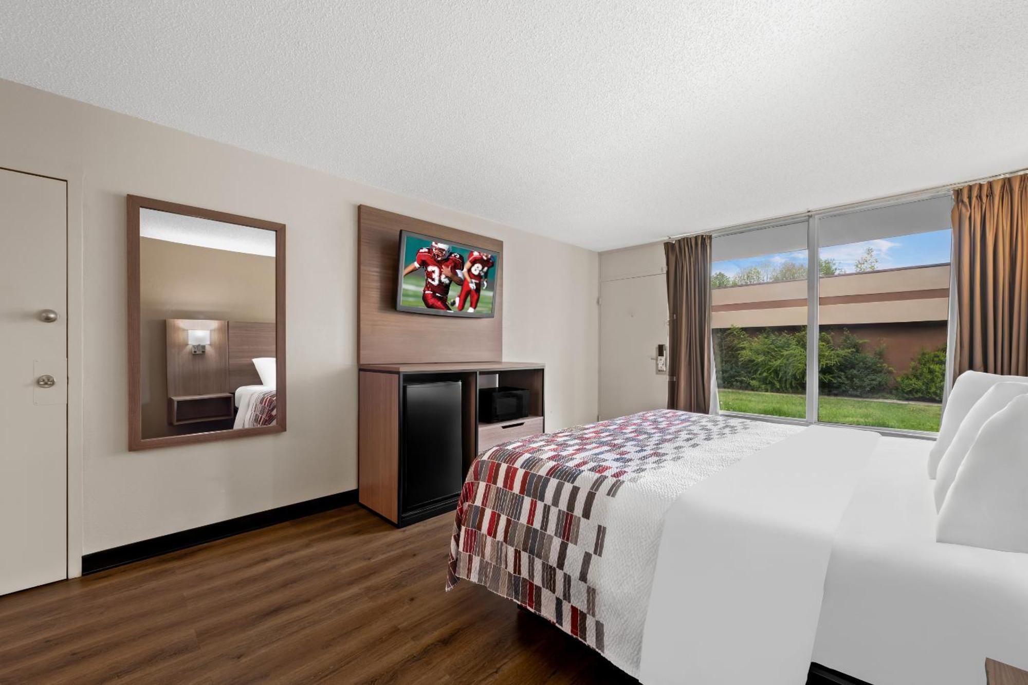 Red Roof Inn Charlotte - Airport Exterior photo
