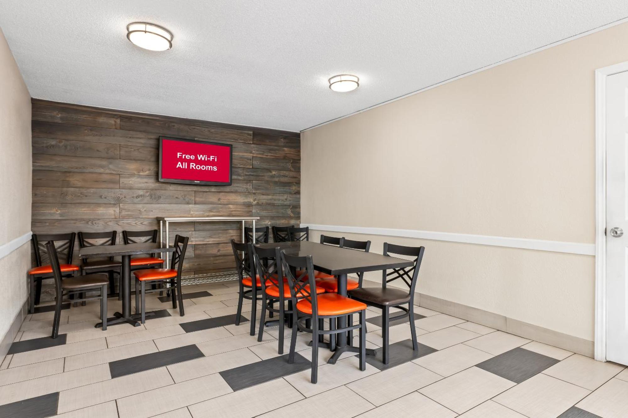 Red Roof Inn Charlotte - Airport Exterior photo